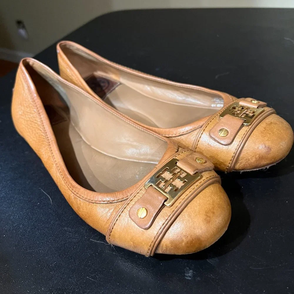 Tory Burch size 9 Cline tan flats